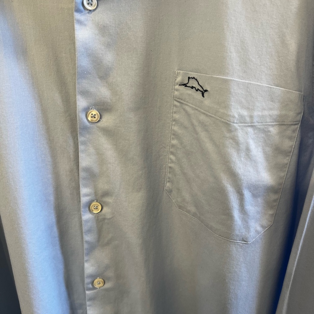 Tommy Bahama Men’s Light Blue Button Up Dress Shirt (XXL) - Picture 3 of 4